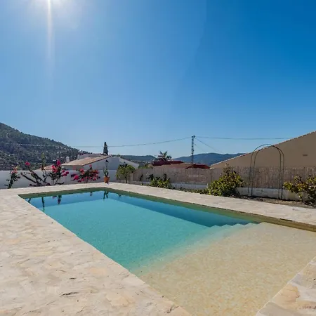Cayetana - Spacious 4-bedroom With Private Pool Terrace & Bbq Malaga