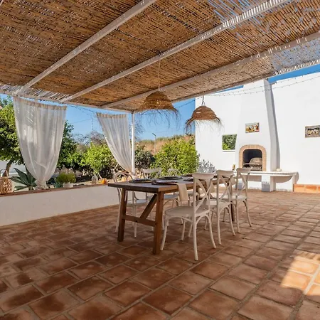 Cayetana - Spacious 4-bedroom With Private Pool Terrace & Bbq *