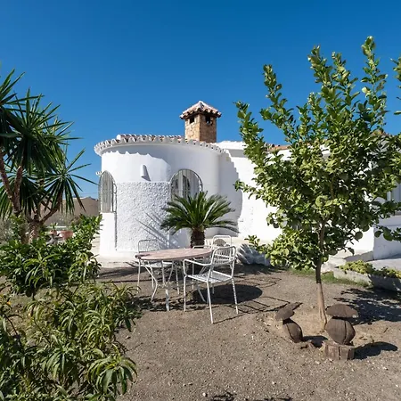 Cayetana - Spacious 4-bedroom With Private Pool Terrace & Bbq Villa